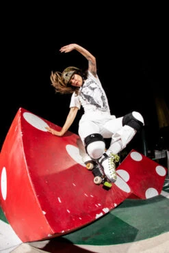 S1 Park Knee Pads - Black 13 S1 Park Knee Pads - Black -SafeGuard Helmets Shop Mayra S1 Roller Skate Helmet Leopard Matte Lifer 57291.1669230537 1