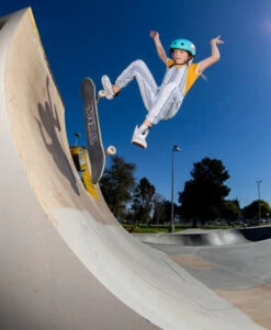 S1 Mini Lifer Helmet - Lagoon Gloss 7 S1 Mini Lifer Helmet - Lagoon Gloss -SafeGuard Helmets Shop S1 Mini Lifer Skateboard Helmet Briel Weingartner Kickflip fakie 55433.1666287314